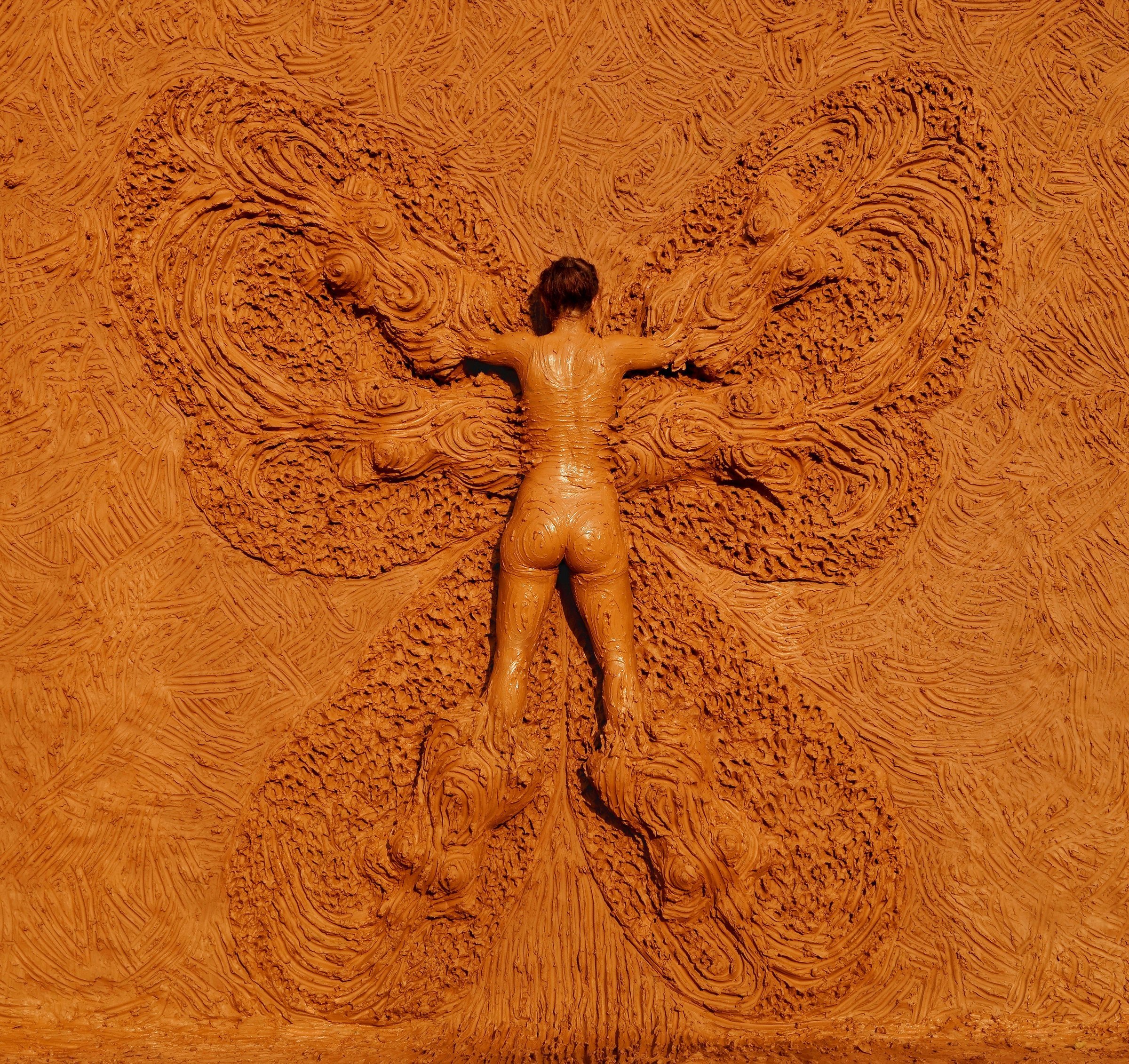 Flight, wet clay performance